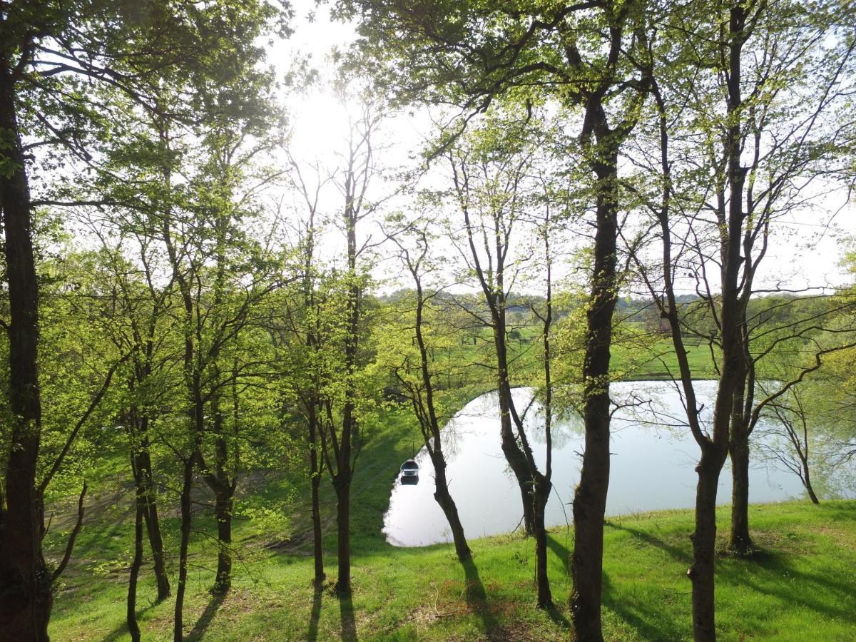 Sevignacq Les Cabanes Du Lac - Spa - Petit Dejeune - Cabane Du Frene & Cabane Du Chene Premium מראה חיצוני תמונה